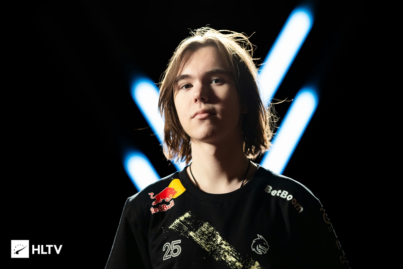 务层面都极 务层面都极