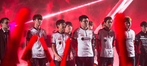 后卫站位与 后卫站位与